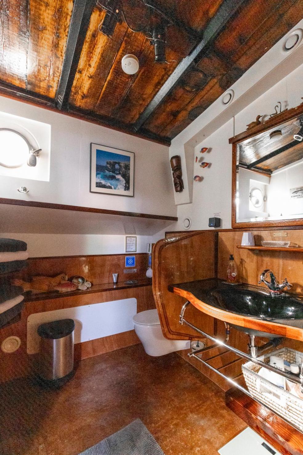 Hotel Anna Houseboat Ámsterdam Exterior foto